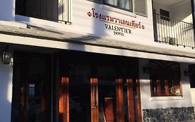 Valentier Cafe And Hotel