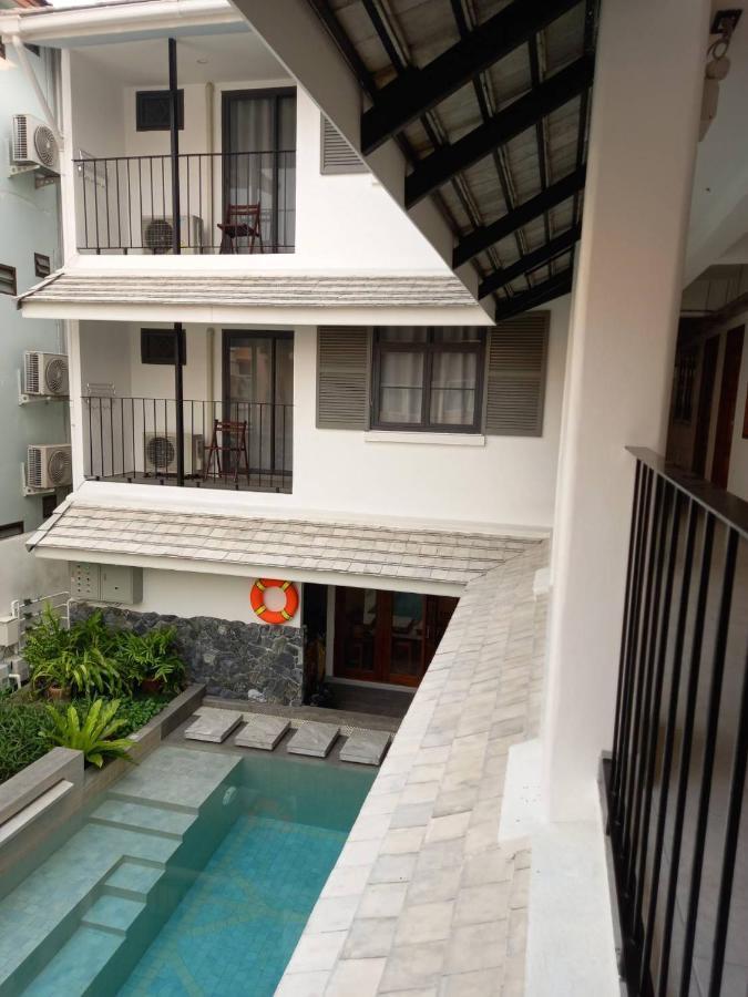 Valentier Cafe And Hotel Chiang Mai Exterior photo